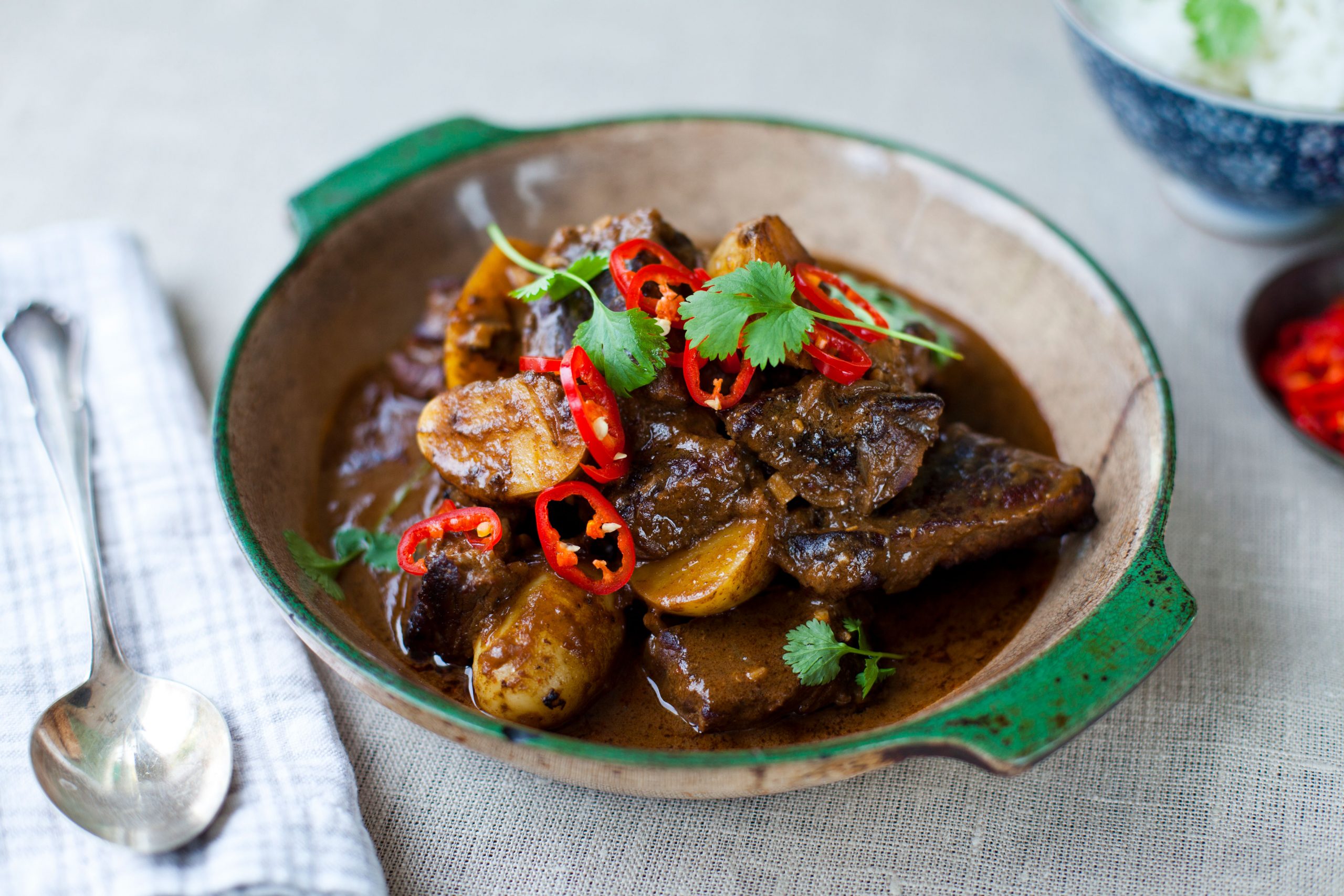 Manzo con patate al curry massaman